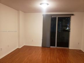 36 NW 6th Ave 906, Miami FL 33128