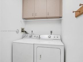 484 Cambridge Dr, Weston FL 33326