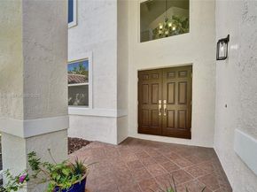 484 Cambridge Dr, Weston FL 33326