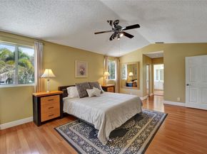 484 Cambridge Dr, Weston FL 33326