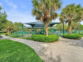 484 Cambridge Dr, Weston FL 33326