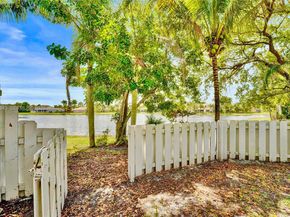 484 Cambridge Dr, Weston FL 33326