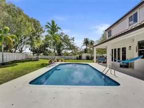 484 Cambridge Dr, Weston FL 33326