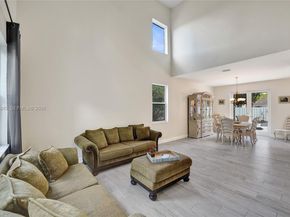 484 Cambridge Dr, Weston FL 33326