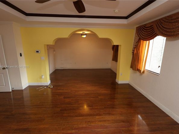 20521 NW 7th Ct, Miami Gardens FL 33169
