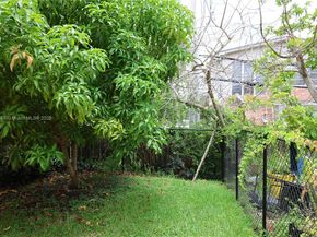 20521 NW 7th Ct, Miami Gardens FL 33169