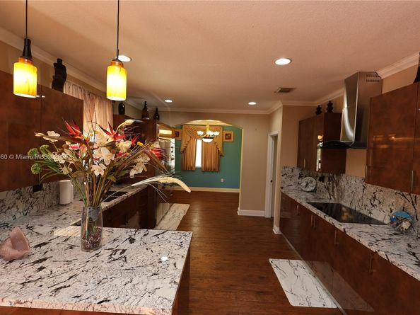 20521 NW 7th Ct, Miami Gardens FL 33169