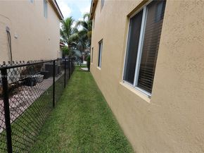20521 NW 7th Ct, Miami Gardens FL 33169