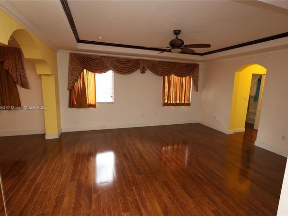 20521 NW 7th Ct, Miami Gardens FL 33169