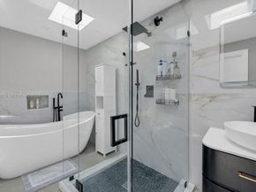 5316 Jackson St, Hollywood FL 33021