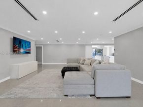 5316 Jackson St, Hollywood FL 33021