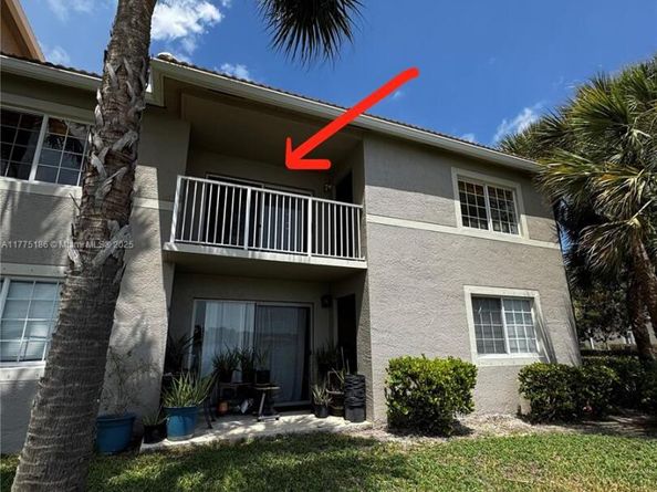 5031 Wiles Rd 202, Coconut Creek FL 33073
