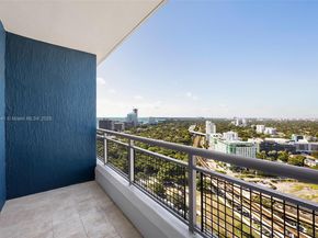 60 SW 13th St 2413, Miami FL 33130