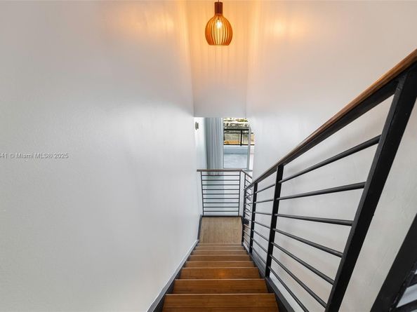 60 SW 13th St 2413, Miami FL 33130