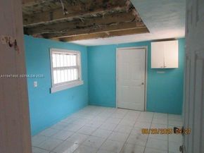 8400 NW 21st Ave, Miami FL 33147