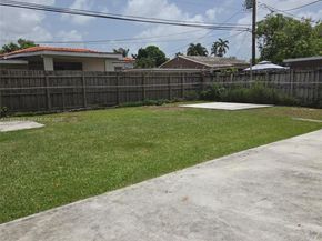 7401 SW 21st St, Miami FL 33155