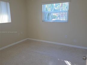 7401 SW 21st St, Miami FL 33155