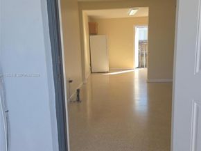 7401 SW 21st St, Miami FL 33155