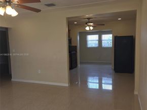 7401 SW 21st St, Miami FL 33155