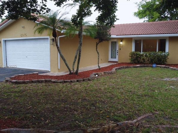 8915 NW 26th Ct, Coral Springs FL 33065
