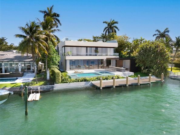9720 W Broadview Dr, Bay Harbor Islands FL 33154