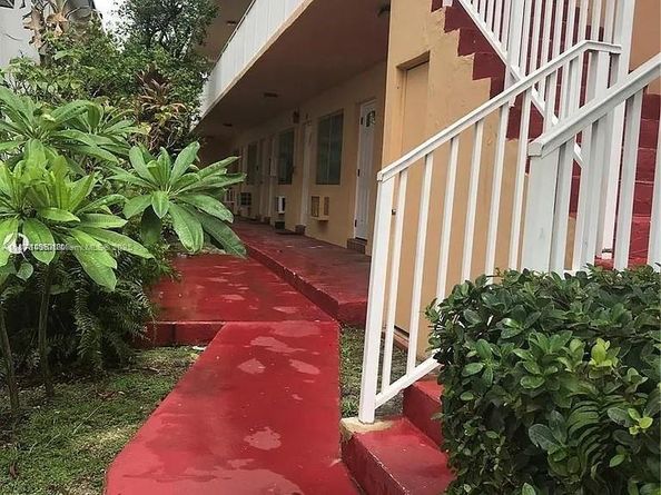 7720 Harding Ave 6, Miami Beach FL 33141