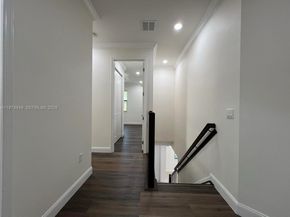 3390 NW 125th Ave, Sunrise FL 33323