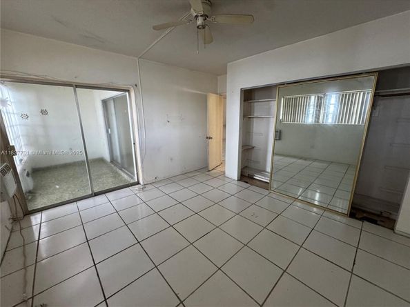 270 NE 191st St 108, Miami FL 33179