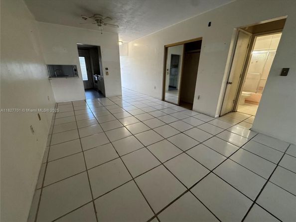 270 NE 191st St 108, Miami FL 33179