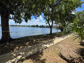 270 NE 191st St 108, Miami FL 33179