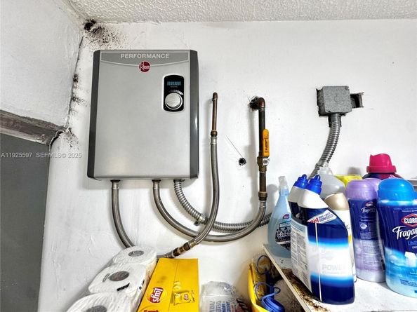 22736 SW 114th Pl, Miami FL 33170