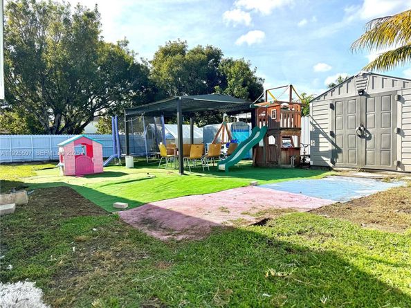 22736 SW 114th Pl, Miami FL 33170