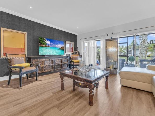 8394 SW 154th Ave 43, Miami FL 33193