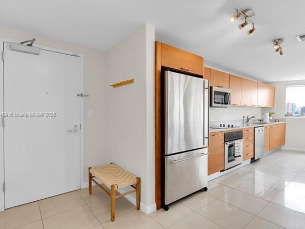 3250 NE 1st Ave 615, Miami FL 33137