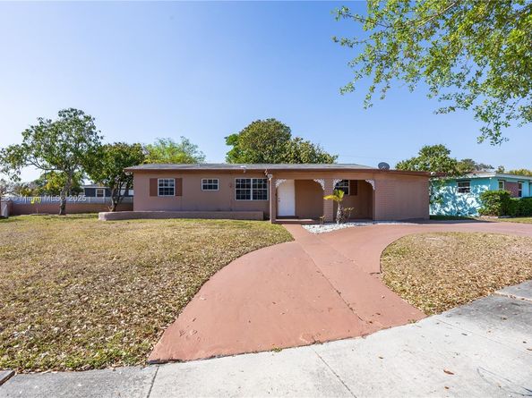 11500 SW 142nd St, Miami FL 33176