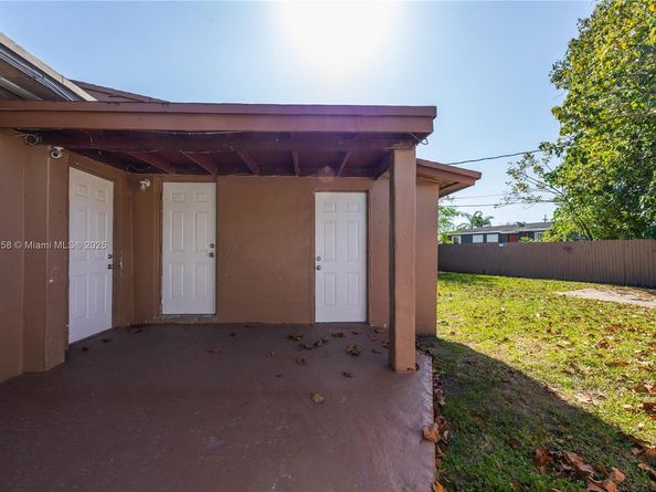 11500 SW 142nd St, Miami FL 33176