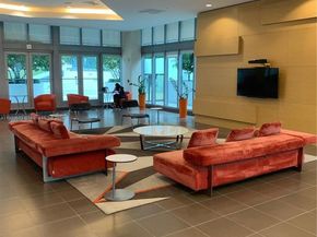 79 SW 12th St 1002S, Miami FL 33130