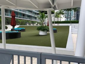 79 SW 12th St 1002S, Miami FL 33130