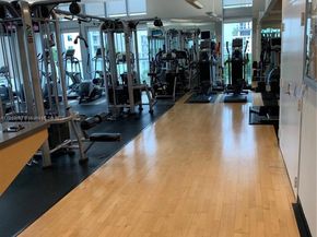 79 SW 12th St 1002S, Miami FL 33130