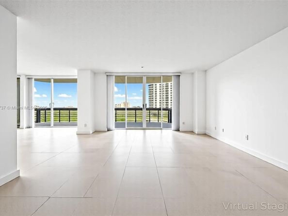 3530 Mystic Pointe Dr 2106, Aventura FL 33180