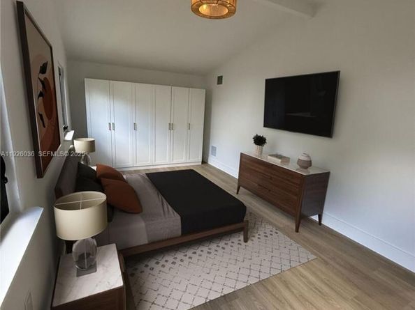 4850 SW 93rd Ct, Miami FL 33165