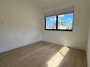 4850 SW 93rd Ct, Miami FL 33165