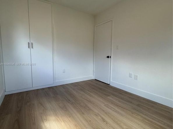 4850 SW 93rd Ct, Miami FL 33165