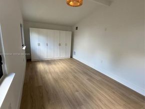 4850 SW 93rd Ct, Miami FL 33165