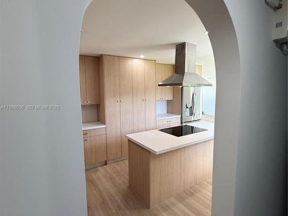 4850 SW 93rd Ct, Miami FL 33165