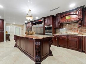 185 SW 130th Ave, Miami FL 33184