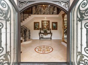 185 SW 130th Ave, Miami FL 33184