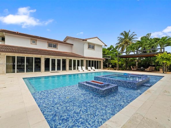 185 SW 130th Ave, Miami FL 33184