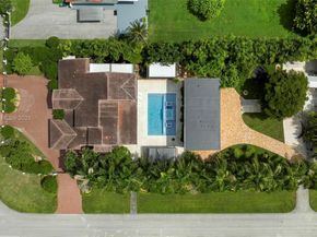185 SW 130th Ave, Miami FL 33184