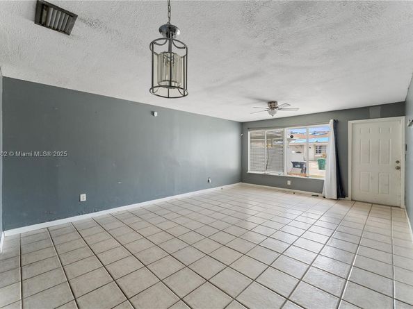 18602 NW 46th Ave, Miami Gardens FL 33055